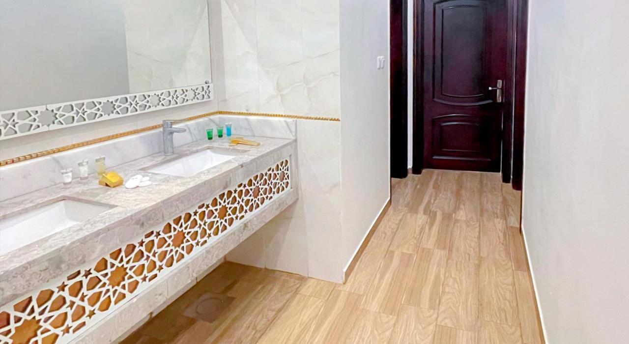 فندق لمسات جازان Jizan Ngoại thất bức ảnh